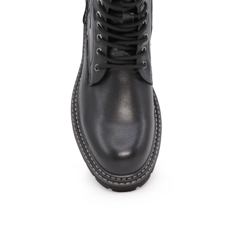 Benvenuti men boots in black leather 3854BG201N 