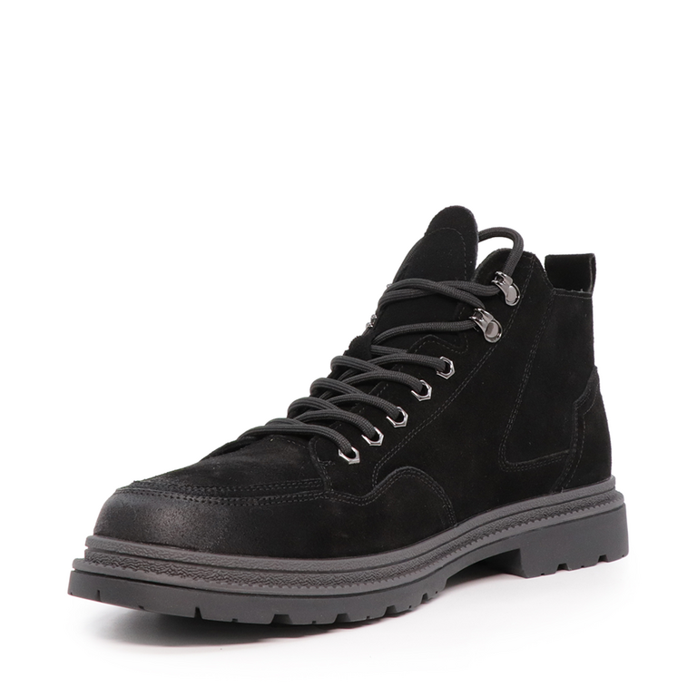 Benvenuti men low cut boots in black suede leather 3854BG204VN 