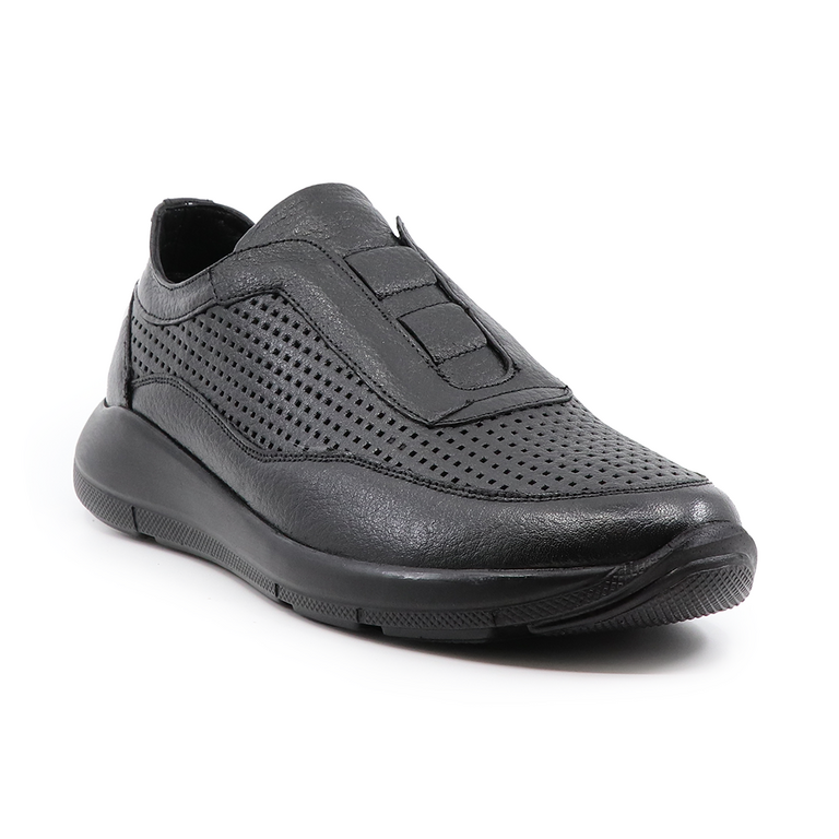 Pantofi slip-on bărbați Benvenuti negri din piele cu perforații 2123BPF4960N