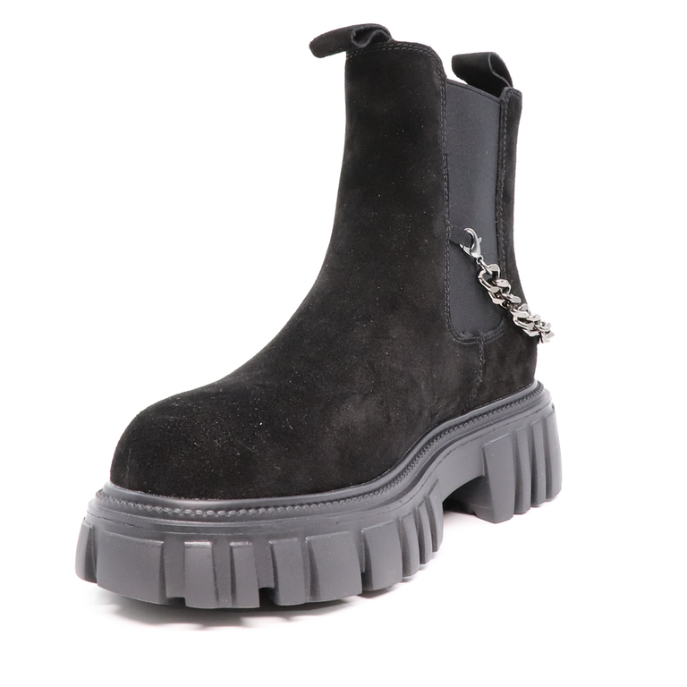 Benvenuti women ankle boots in black leather 3744DG045N