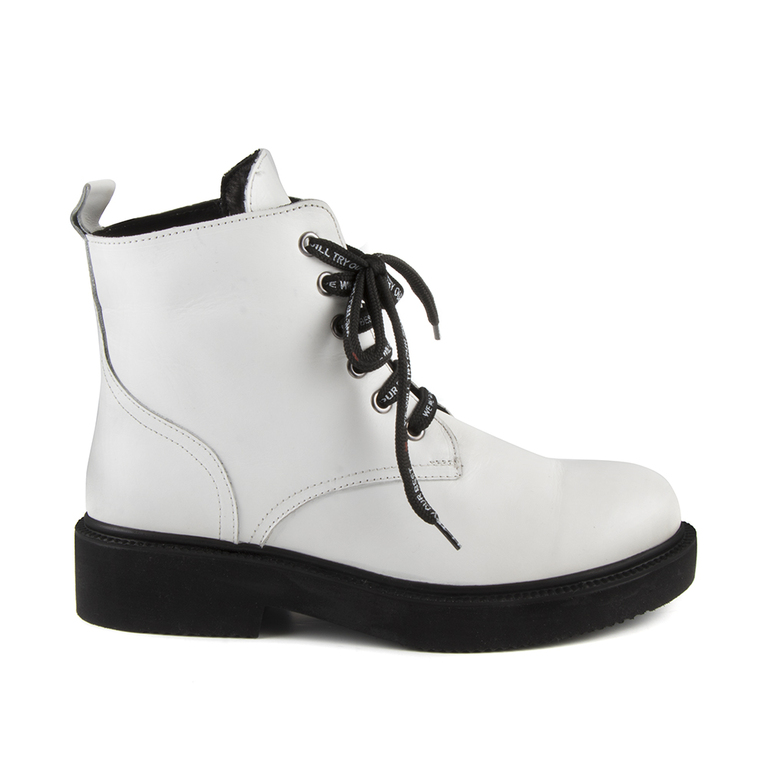 Benvenuti Woman's Ankle Boots in white napa leather 2500DG8118A