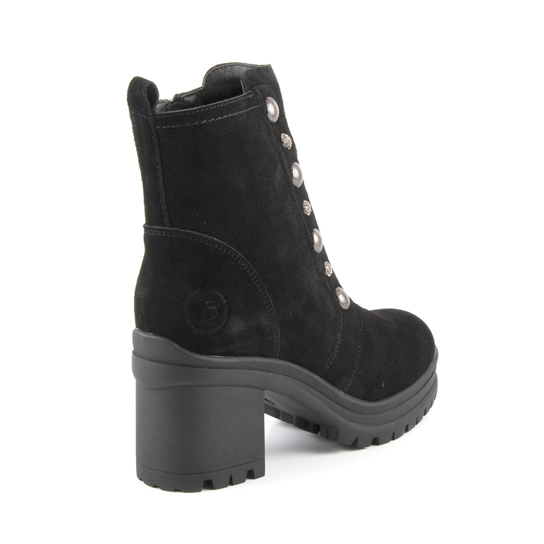 Benvenuti women's ankle boots in black suede with medium heel and deco targets 3740DG236611VN
