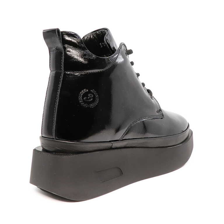 Benvenuti women ankle boots in patent black leather 2754DG4570LN
