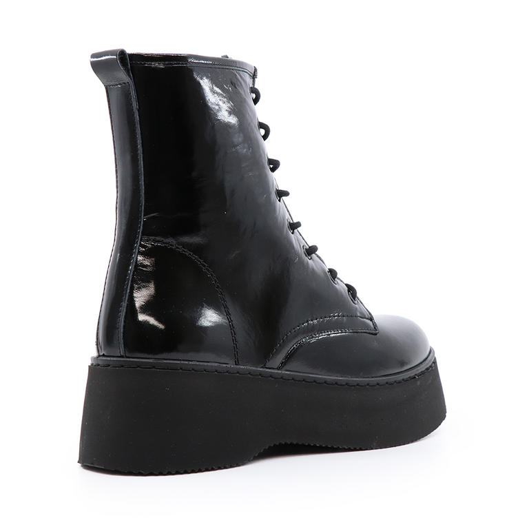 Benvenuti women ankle boots in black patent leather 2754DG8000LN
