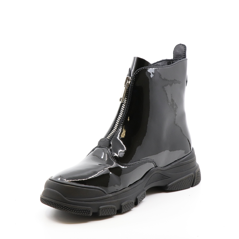 Benvenuti women ankle boots in black patent leather 3742DG018LN