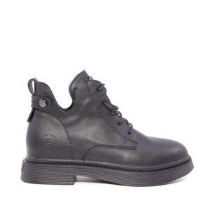 Women's low-cut Benvenuti black leather boots 3746DG200N.