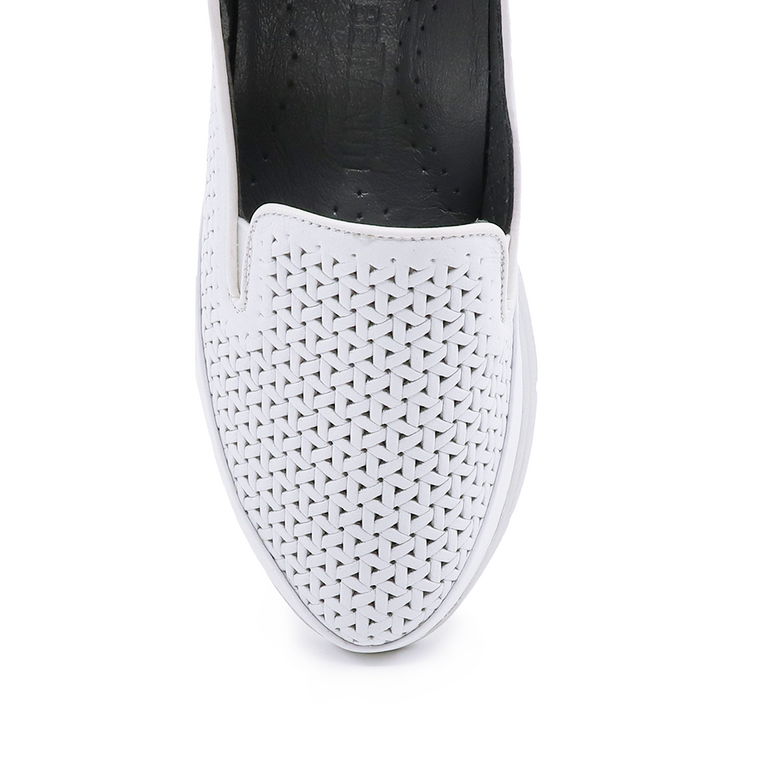 Benvenuti women slip on shoes in white genuine leather 2533DP005A
