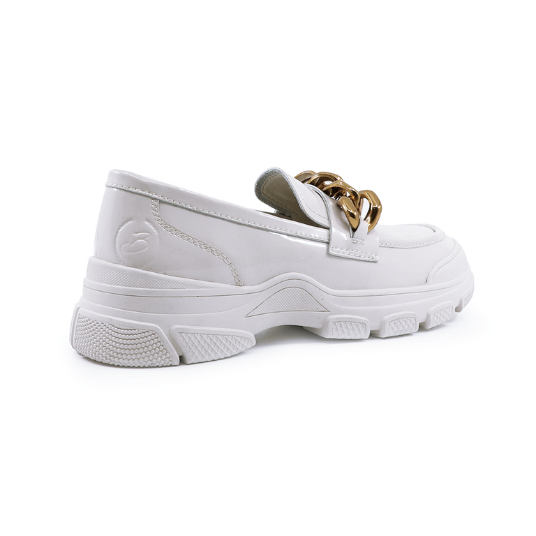 Benvenuti women loafers in beige patent leather 3743DP403LBE