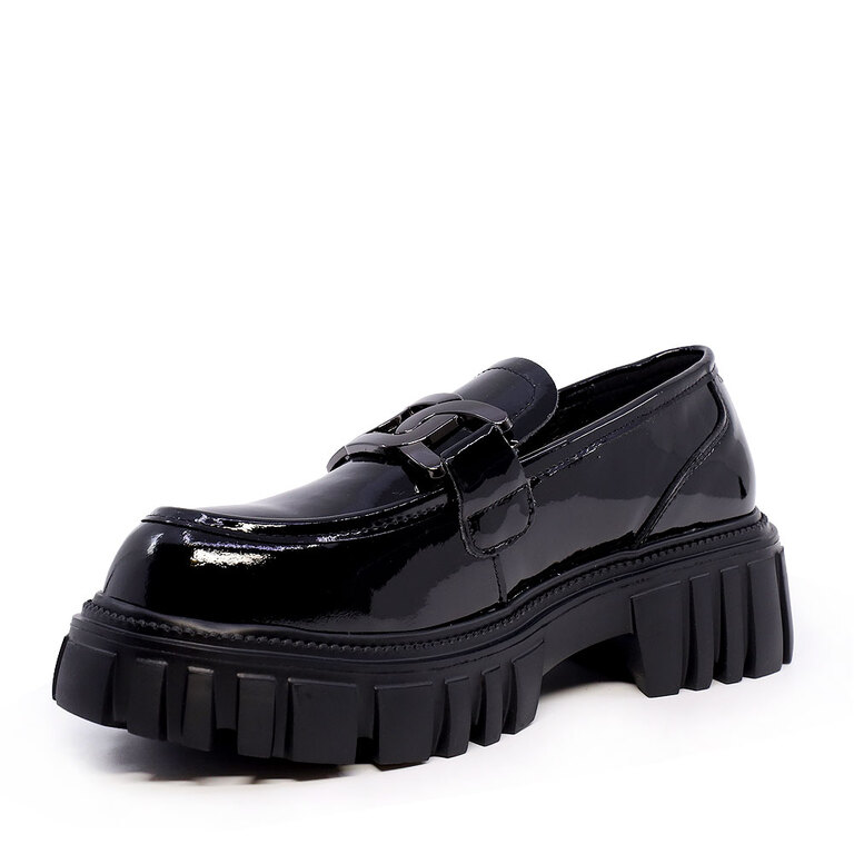 Pantofi tip loafer femei Benvenuti negri din piele lăcuită 3747DP505LN