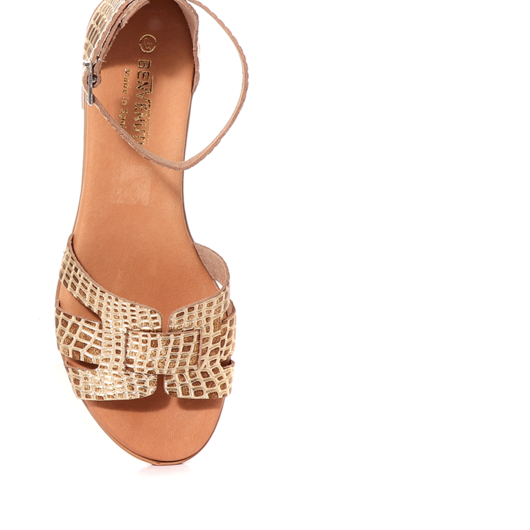 Benvenuti Women's gold cocco print leather flat sandals1041DS4816CAU