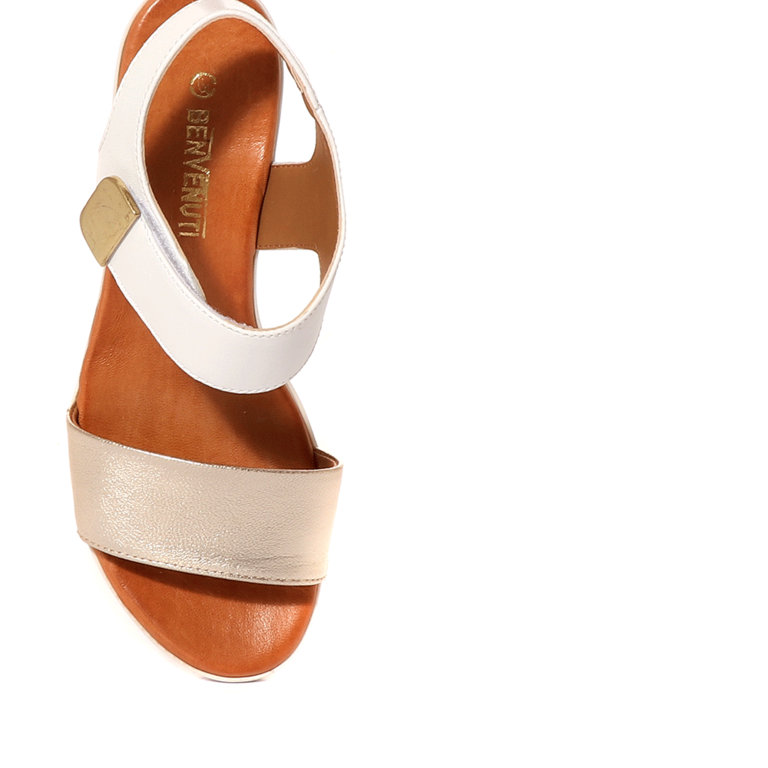 Benvenuti women's platform sandals in gold leather 1941DS276045AU
