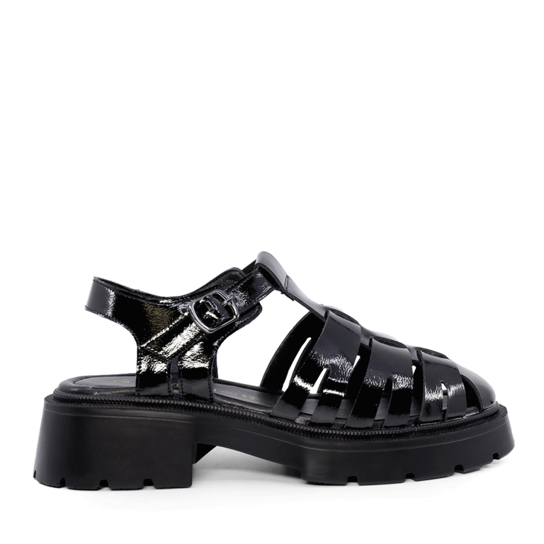 Benvenuti Women's Black Patent Leather Closed Toe Sandals 1277DS6456LN