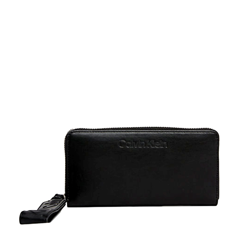 Calvin Klein women RFID wallet in black 3107DPU1388N