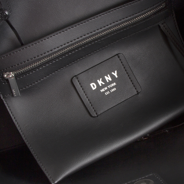 Women's purse DKNY