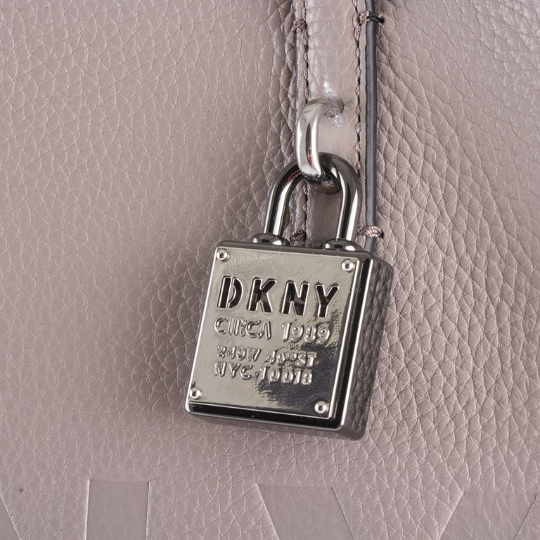 Women's purse DKNY