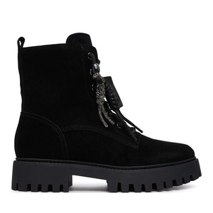 Ghete cu cu șiret femei Guess Fizzle negre din piele întoarsă 912DGFLFFIZSUE10VN