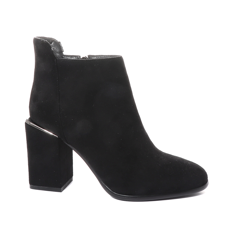 Solo Donna women ankle boots in black faux suede leather 1162DG0635VN