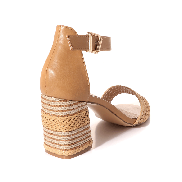 Solo Donna Women's beige medium heel sandals 2541DS66812BE