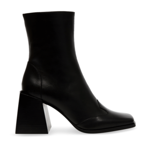 Women's black leather ankle boots with chunky heels by Steve Madden, model 1466DGDUCHESSN.