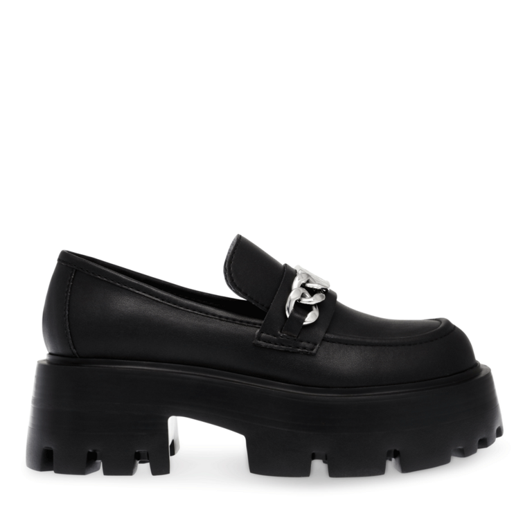 Women's black leather loafers by Steve Madden, model 1466DPMOTORIDEN.