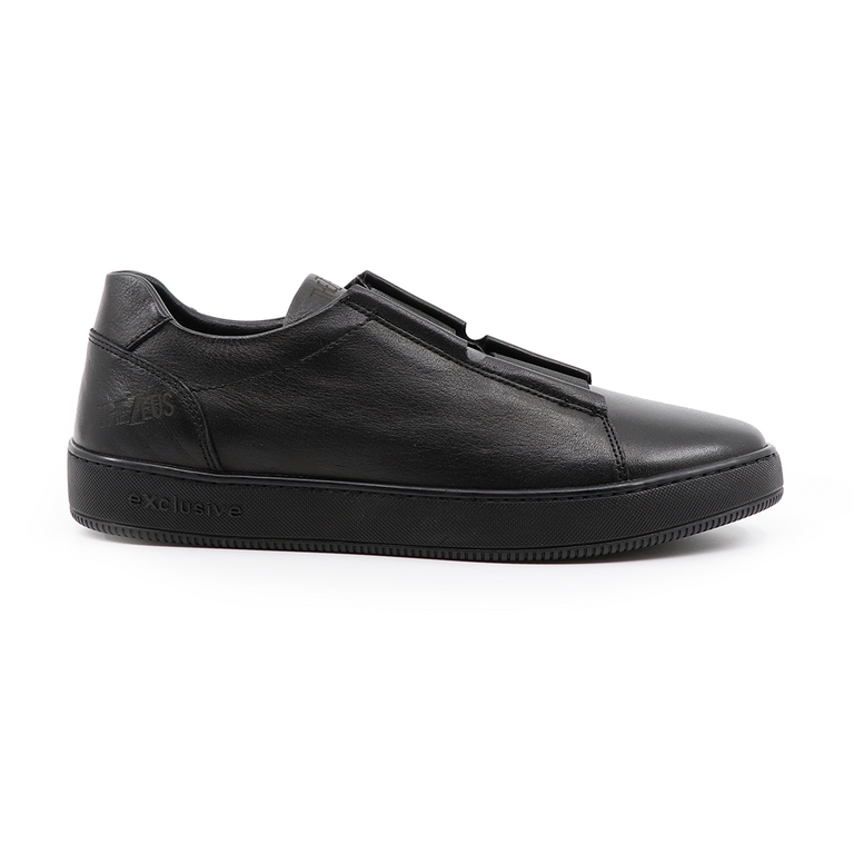 TheZeus men slip on shoes in black leather 2103BP93025N