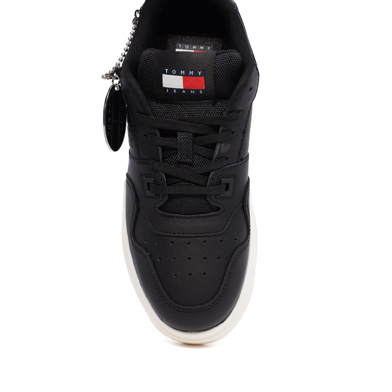 Tommy Hilfiger women's sneakers in black genuine leather with side metal logo 3417DP2421N