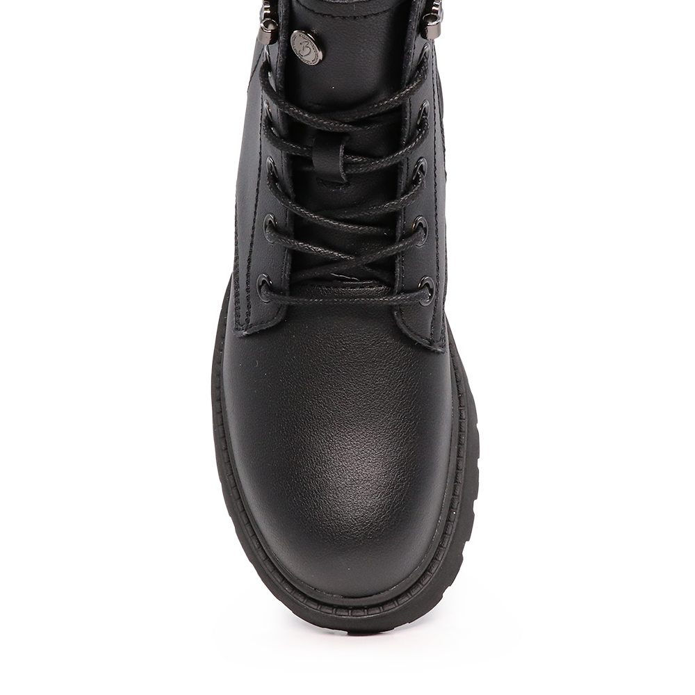 Ghete femei Benvenuti negre din piele cu accesorii metalice deco 3742dg041n