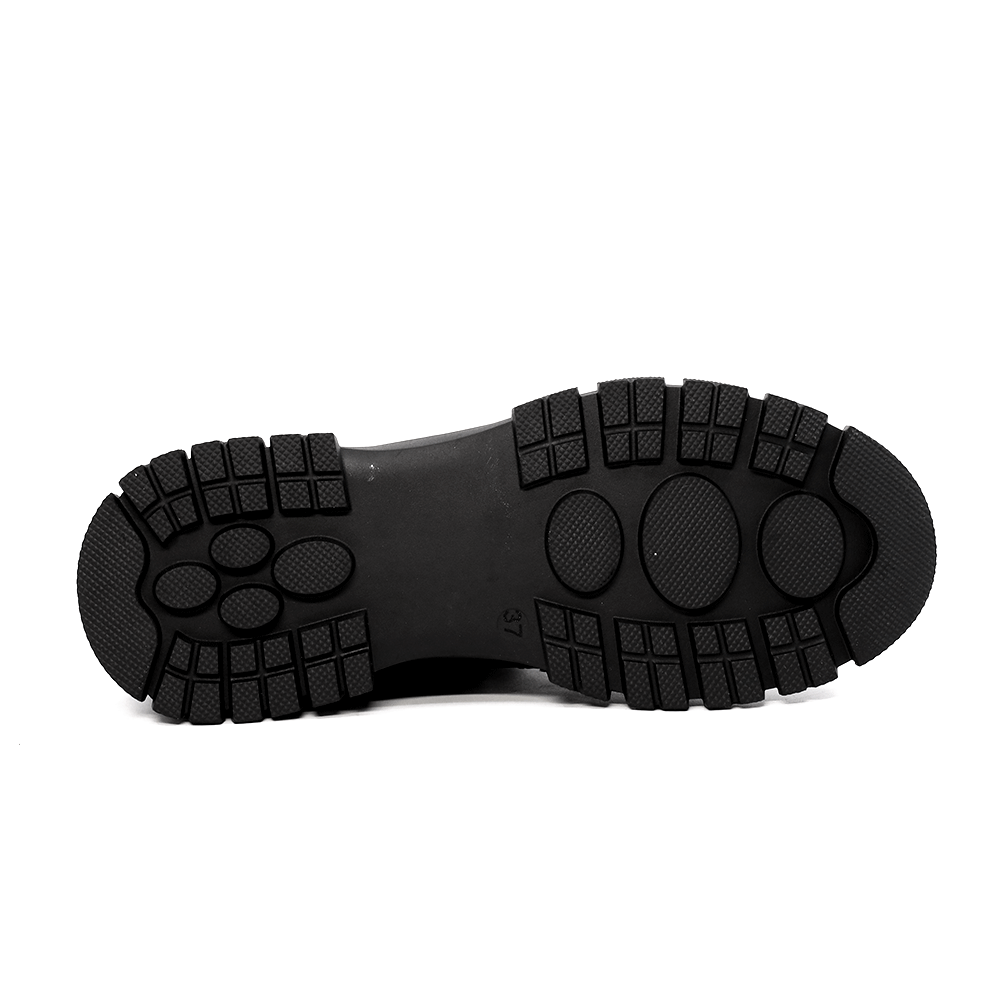 Ghete femei Benvenuti negre din piele cu accesorii metalice deco 3740DG013N