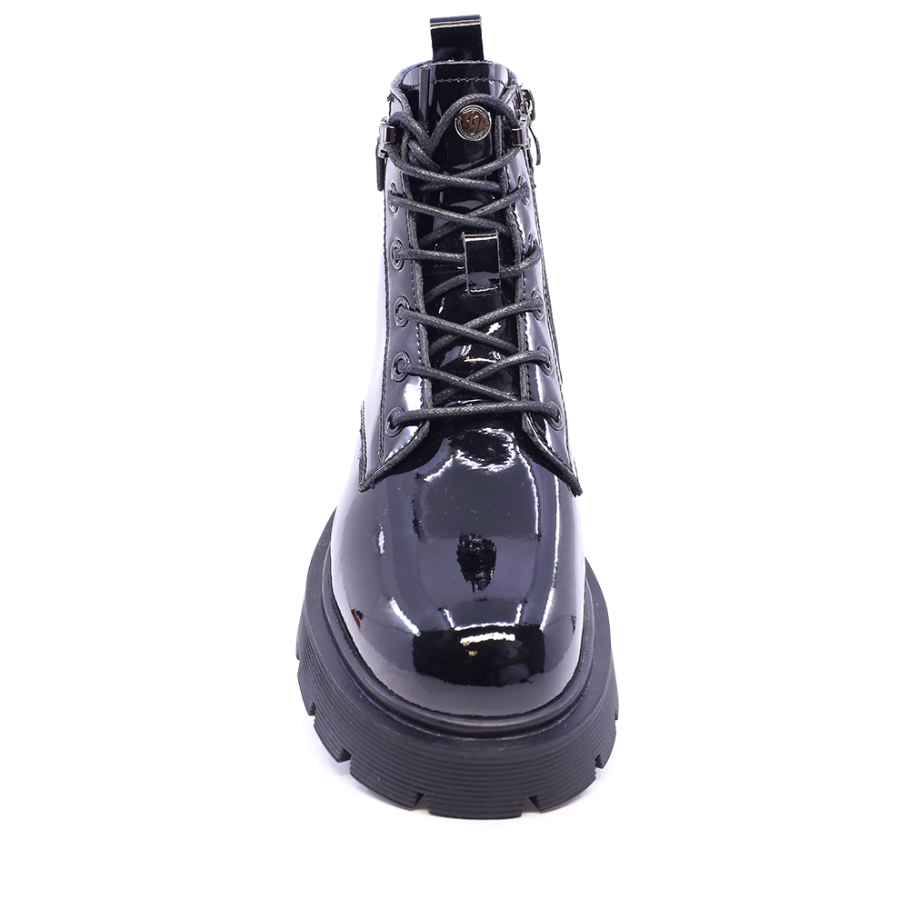 Ghete femei Benvenuti negre din piele lăcuită cu accesorii metalice deco 3748DG041LN