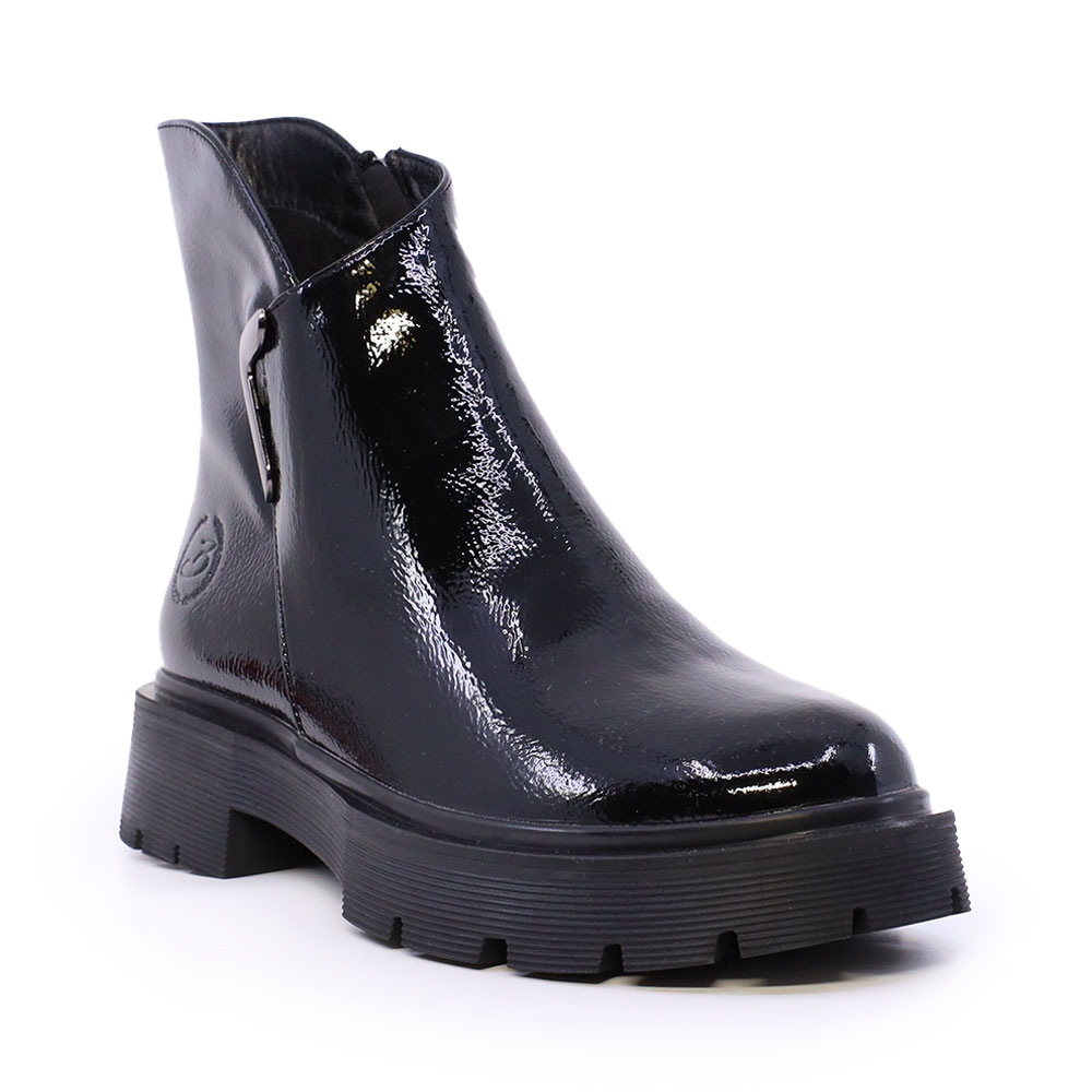 Ghete femei Benvenuti negre din piele lăcuită  cu accesoriu deco 3742dg148ln