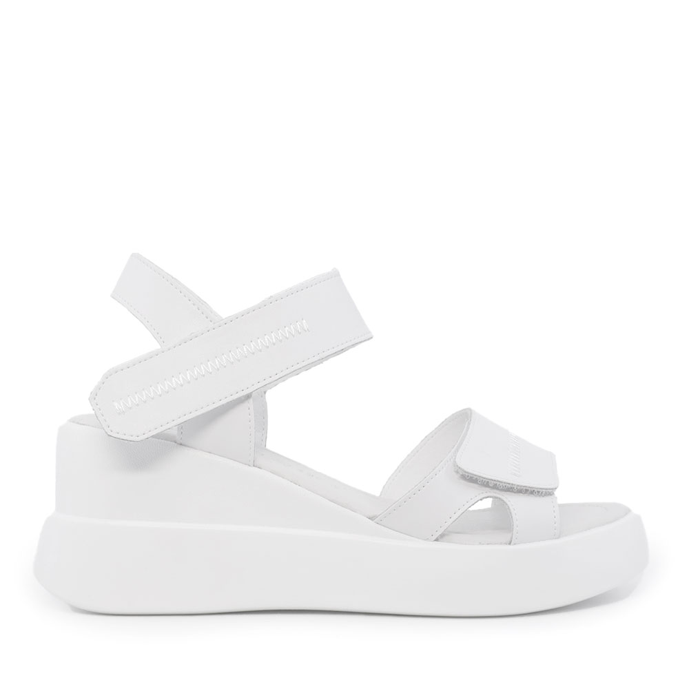 Sandale cu platformă si barete reglabile femei Benvenuti albe din piele 1991DS0320A