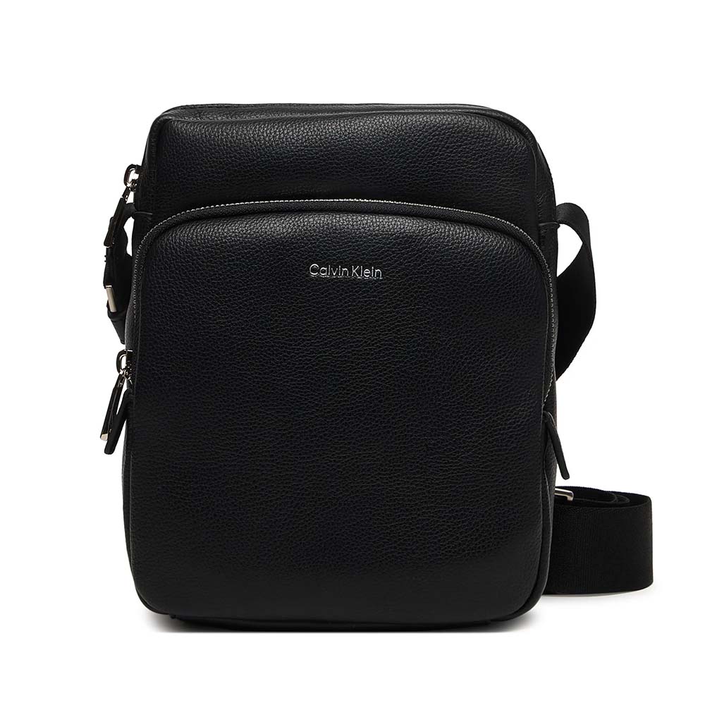 Geantă crossbody bărbați Calvin Klein neagră cu logo 3101BGEA3317N