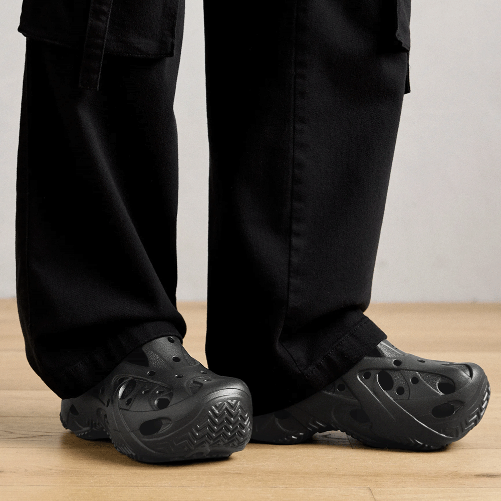 Saboți femei CROCS Caged Clog negri 3900DSL211141N