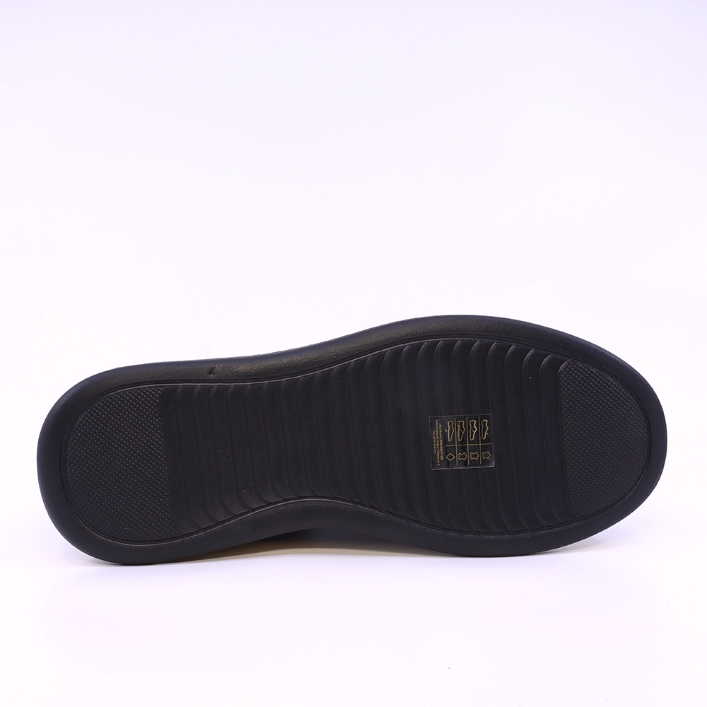 Sneakers ușori bărbați  Enzo Bertini negri din piele 3662BP121N