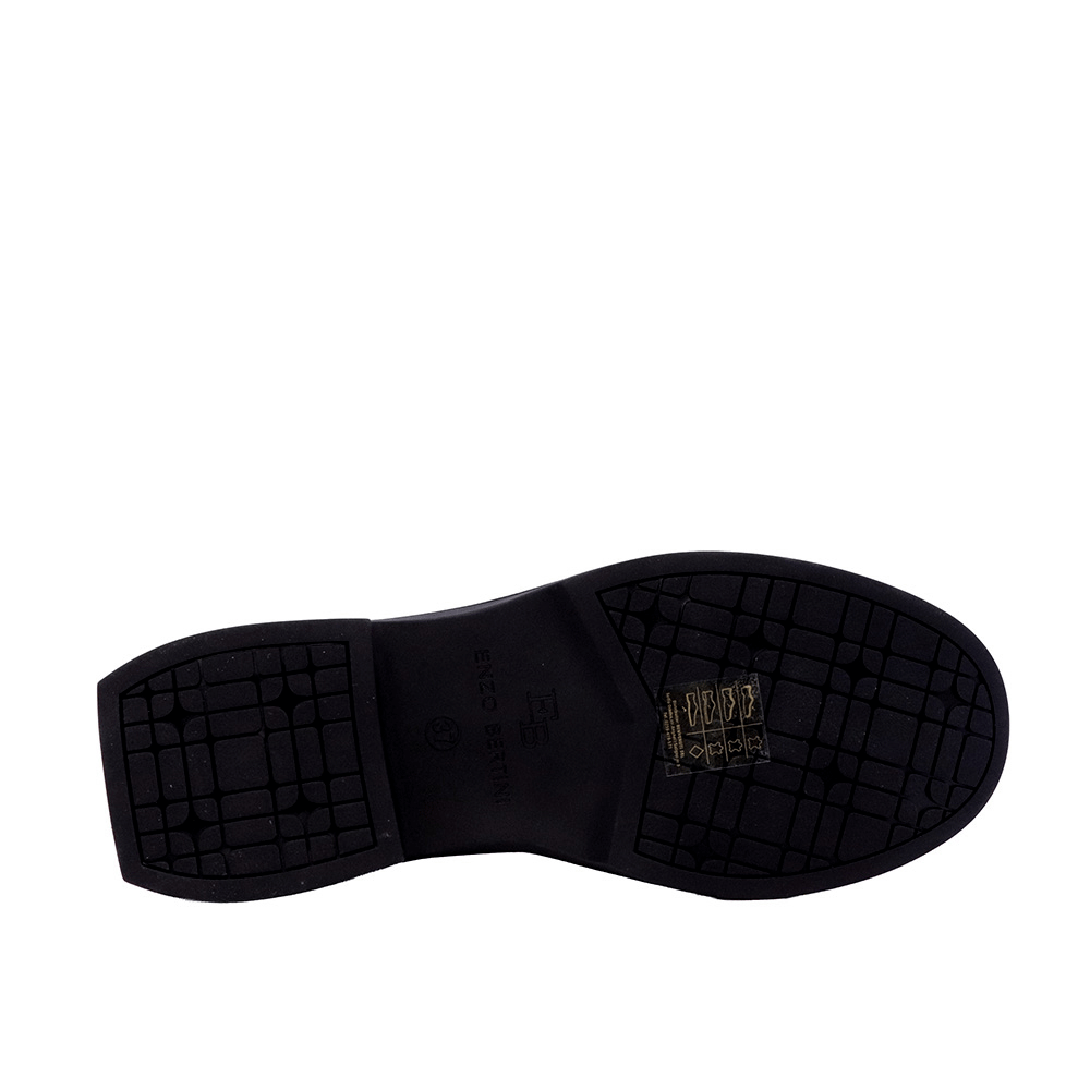 Pantofi tip loafer femei Enzo Bertini negri din piele lăcuită 3862DP047LN
