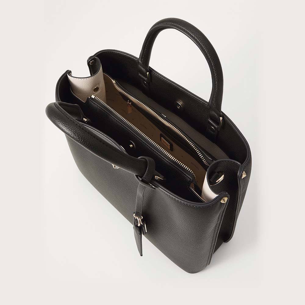 Poșetă tote femei Guess Meridian II neagră cu logo 912POSSHWBG6974060N