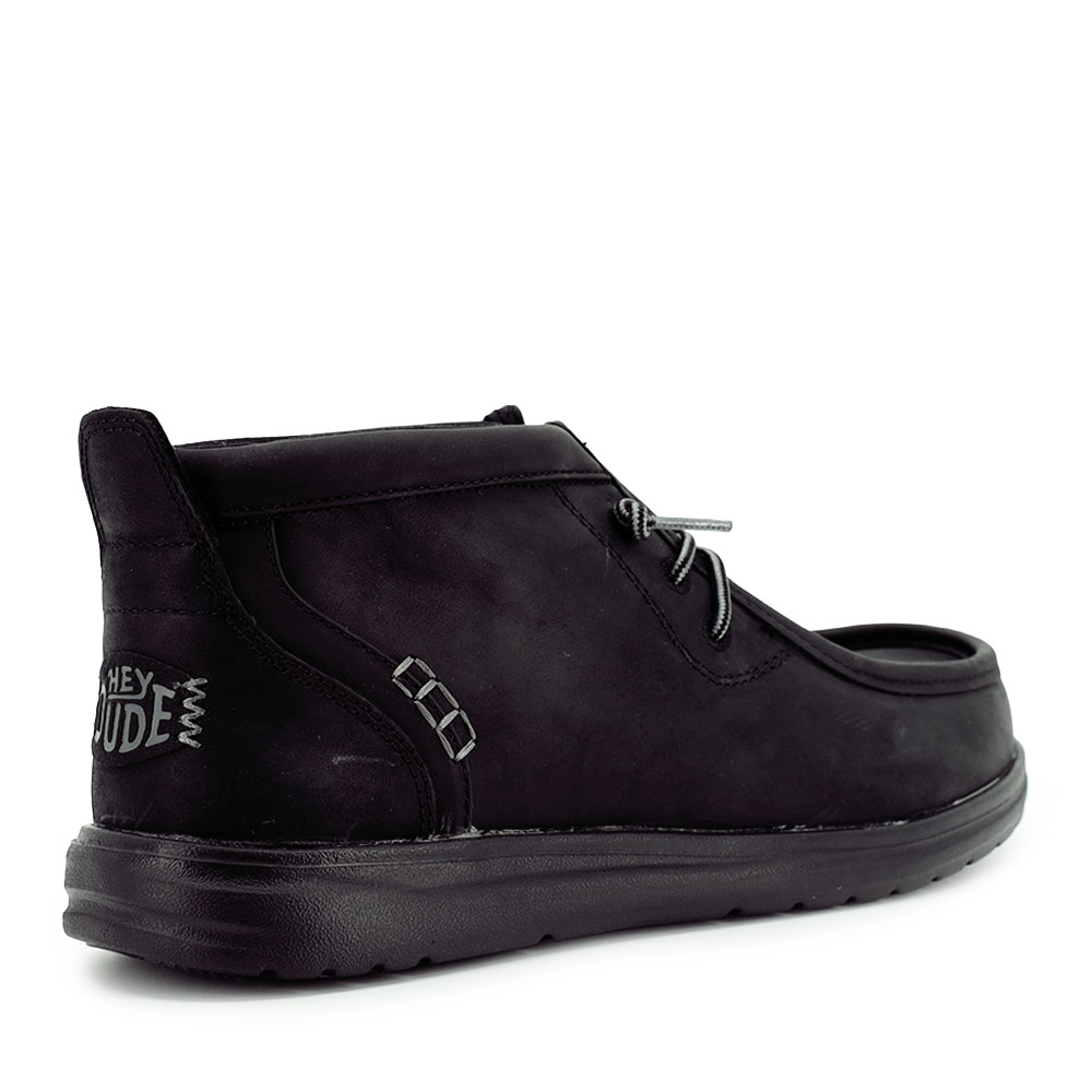 Ghete cu siret tip mocasini bărbați Hey Dude Wally Mid GripR Leather negre 3092BG45161N