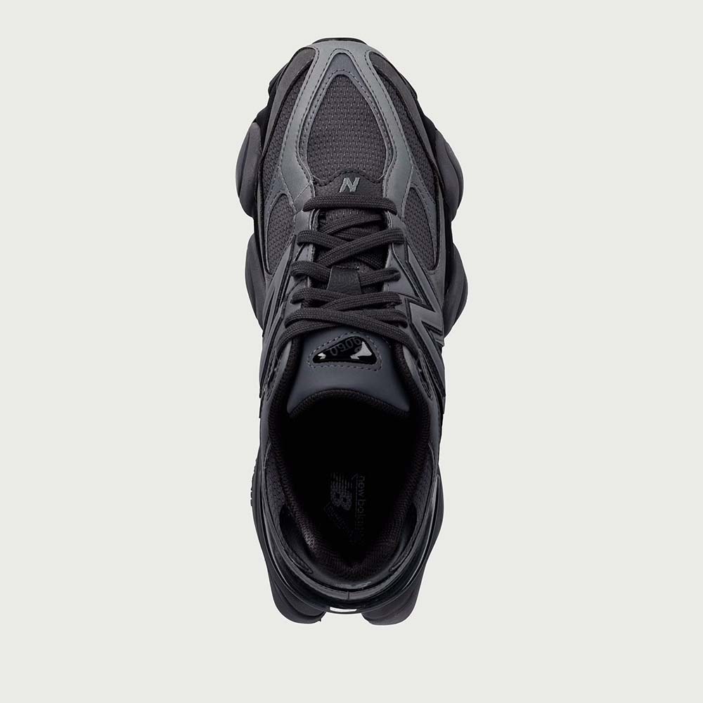 Sneakers bărbați New Balance 9060 negri din piele și textil 2872BPS90603VFVN