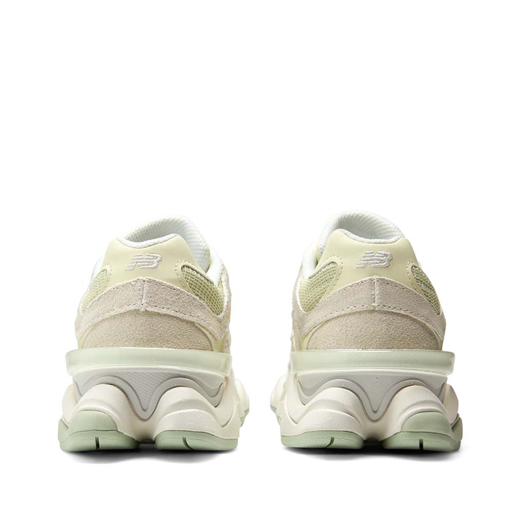Sneakers femei New Balance 9060 bej din piele și textil  2872DPS906072NVV
