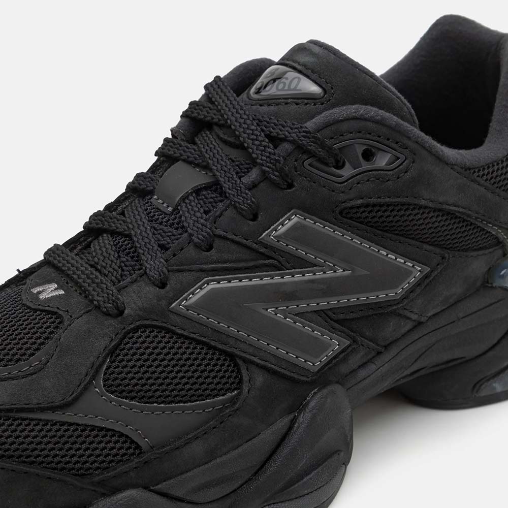 Sneakers femei New Balance 9060 negri din piele și textil  2872DPS9060ZGEN