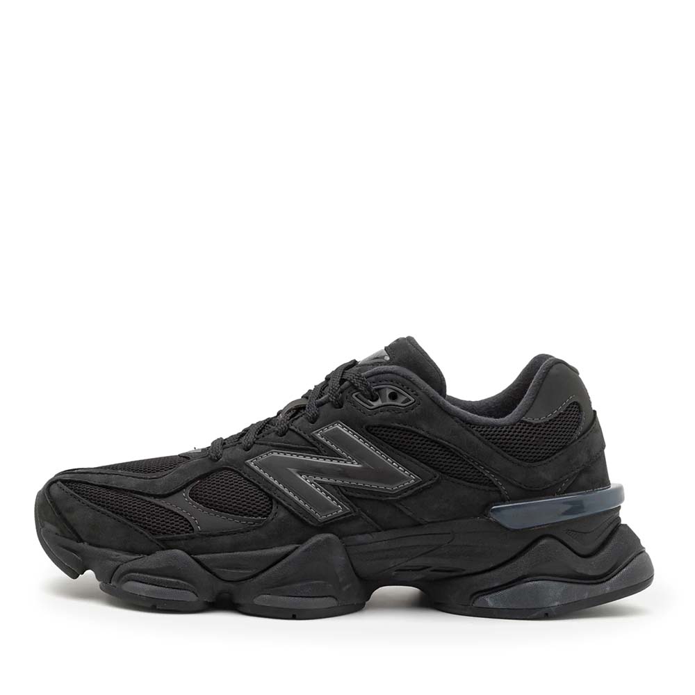 Sneakers femei New Balance 9060 negri din piele și textil 2872DPS9060ZGEN
