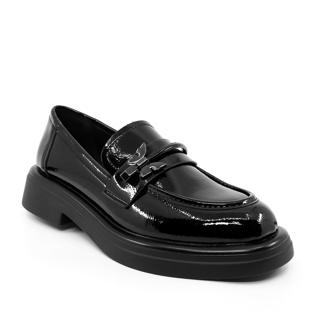 Pantofi tip loafer femei Solo Donna negri din piele lăcuită 2541DP9995LN