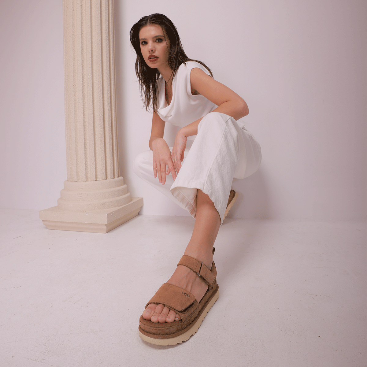 Sandale reglabile femei UGG Goldenstar chestnut 2391DS1136783VCO